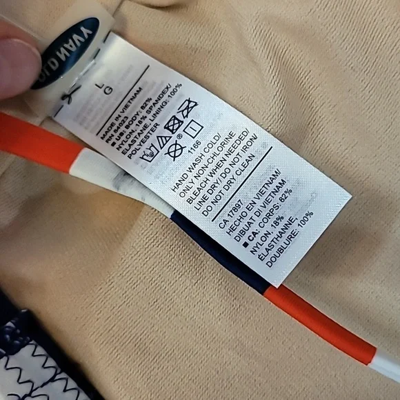 Old Navy striped bikini - Picture 9 of 10